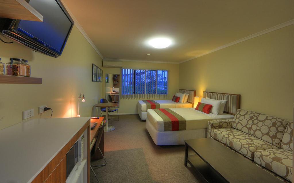Tropixx Motel Ingham Ruang foto